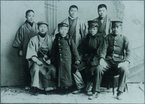 日露戦争に出征する兵士