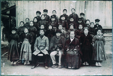 学校の子どもたち　卒業記念？