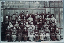 裁縫補修学校卒業記念写真