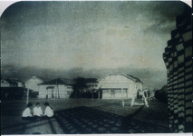 校庭でのスナップ