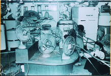 町の電気屋さん