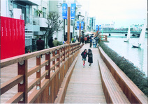 新町ボードウォーク