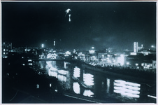 徳島花火大会　市街の夜景