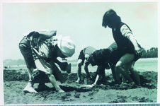 ３－３０．０５　津田の海岸地　潮干狩り