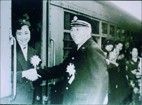 原菊太郎　一日駅長　徳島駅