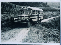 ボンネットバス　