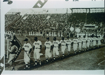 鳴門高野球部　甲子園での行進