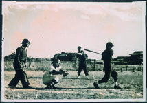 旧市営球場での草野球