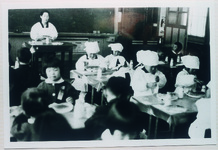 学校給食開始（昭和４２年１１月２５日藍住町学校給食センターが完成）