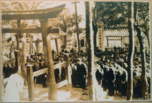 板西小　神社の団体参拝