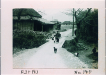大山村西分　日向屋前
