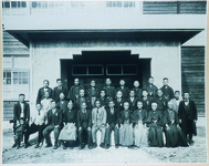 土成尋常高等小学校落成記念（北校と南校の統合による）