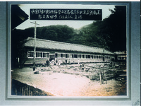 貞光小の校舎移築工事