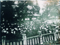 芝生小　神社の清掃奉仕