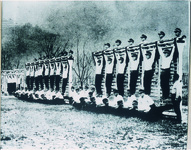 池田中　助木で体操