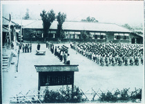 足代小国旗掲揚