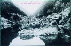 大歩危　獅子岩