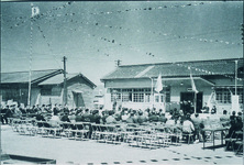 鴨島駅前広場の完成式