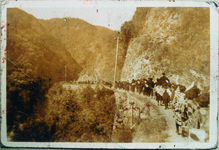 土釜にて　出征兵士を送る