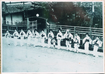 小西旅館前の阿波踊り