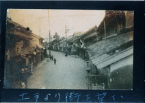 琴江川土手より富岡の町を望む