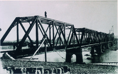 国鉄那賀川鉄橋建設中