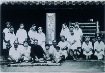 「むしろ、縄、かますつくりに精を出す敷地婦人会」