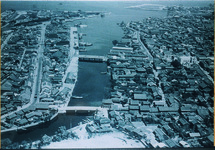 空から見た小松島市街