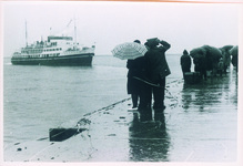 小松島港から沖縄へ舟で出発