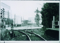 小松島駅から小松島港駅を望む　急行よしの川