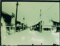 小松島駅前の商店