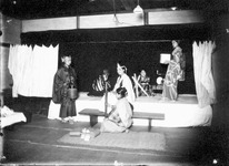 演劇