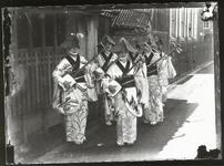 阿波踊り（旅館：志摩源前）