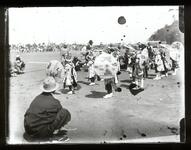 傘踊り？（応神町）