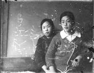 女性２人