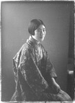 女性