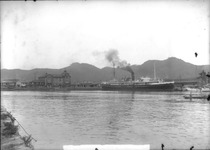 小松島新港　汽船