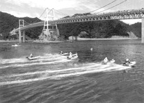 小鳴門橋とボートレース