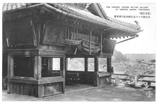 古色掬すべき金比羅神社の絵馬堂