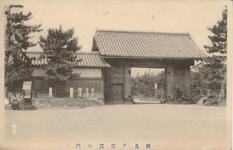 徳島公園鷲の門